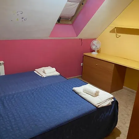 Y La Vereda Hotel 2*